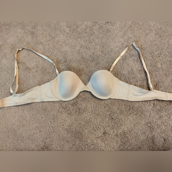 Partners Intimates | Multi-Adjustable Bra - Picture 2 of 7